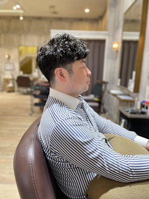 ビジネスマンパーマ