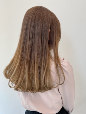 ベージュクラデーション