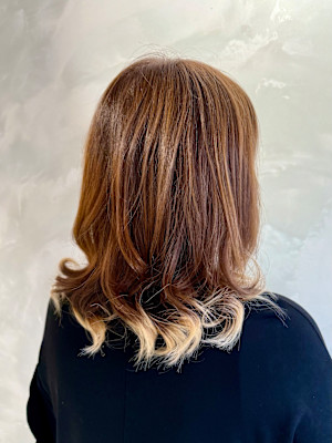 カット×裾カラー（ヘムカラー）×水素トリートメント