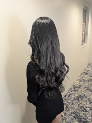 黒髪ロングヘアーでイメチェン！！