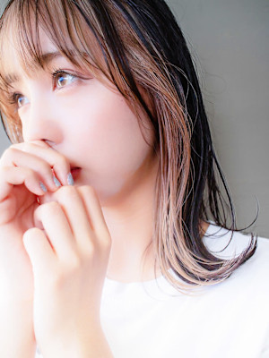 大人美人艶カラーベージュ小顔カット透明感レイヤーロング