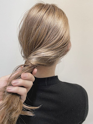 大人美人アッシュオリーブショコラアッシュ韓国ヘアモテ髪