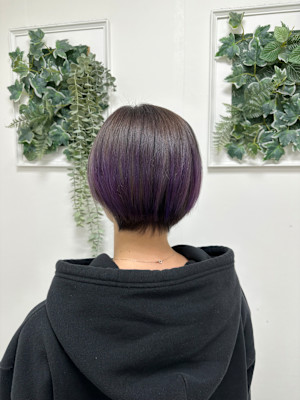 ショートボブのパープルグラデーション