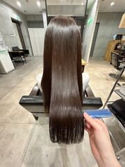 ティアラ縮毛矯正