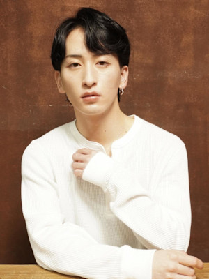 アップバングセンターパート