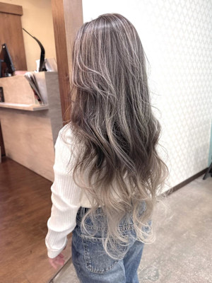 幼稚園生の可愛すぎるバレイヤージュ