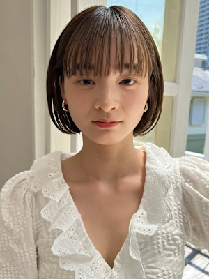 #切りっぱなしボブ #前下りボブ #顔周りレイヤー 