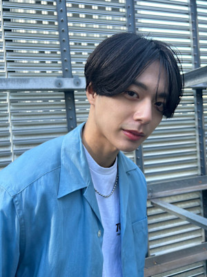 髪質改善センターパートニュアンスパーマ【Zina 新宿】