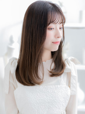 暗髪ココアベージュ小顔サラ艶ロングレイヤー　マロンベージュ