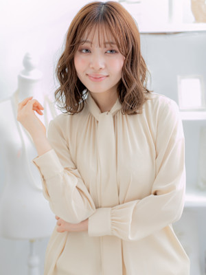 くせ毛風ウェットヘアゆるふわハイライト　アプリコットオレンジ