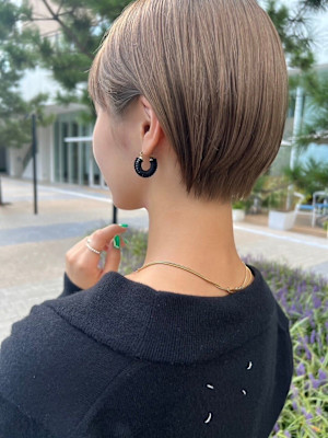 ことりベージュひし形ショートカット*Zinaセントラル銀座