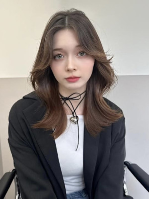 髪質改善ワンレンミディレイヤーカット*Zina博多