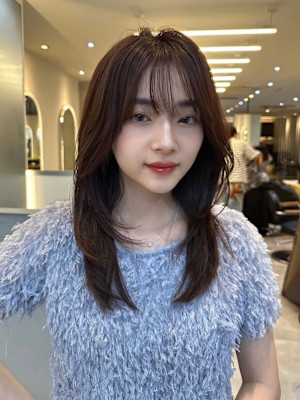 髪質改善小顔ウルフレイヤー美髪*Zina池袋