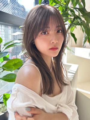 髪質改善ぱっつん前髪グレーベージュ美髪*Zina池袋