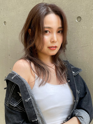 ヌードブラウン×ハイレイヤー　海外スタイル