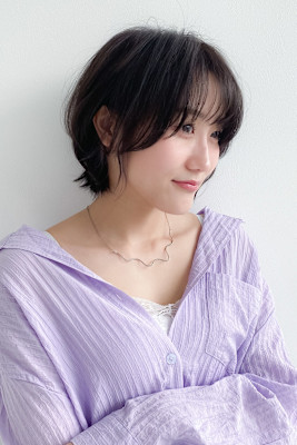 大人の上品さを引き出すナチュラルショート