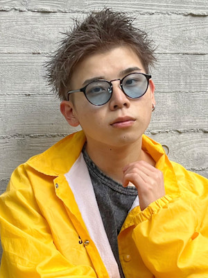 スパイキーショート