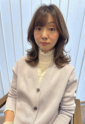 くびれ小顔ミディアム×キャラメルブラウン