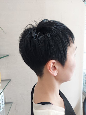 【MICHI refre店 藤原信恵】刈上げショート