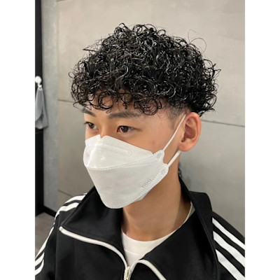 プードルパーマ　ツーブロック　黒髪【札幌】