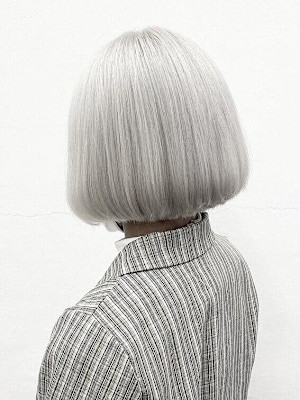 くびレイヤーボブルフネビージュ小顔ワンレンこなれミディ