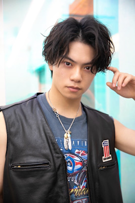 ツイストスパイラルセンターパート