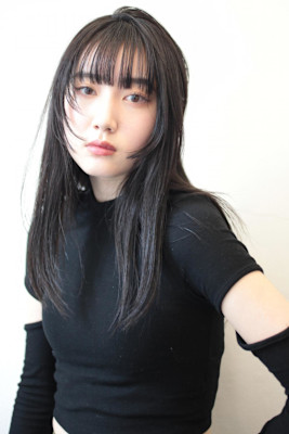 くびレイヤーボブルフネビージュ小顔ワンレンこなれミディ