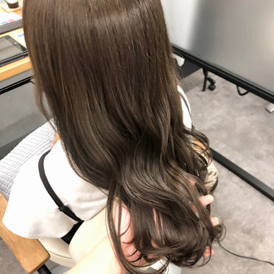 《ROW 川崎》アッシュベージュ×ツヤ巻き