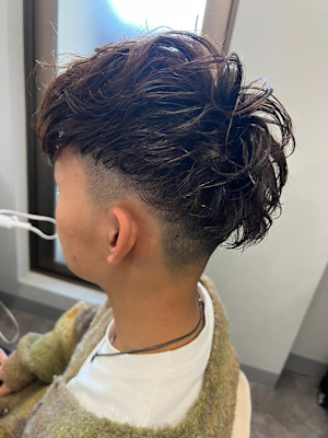 《ROW 川崎》サイド刈り上げ束感フェードカット