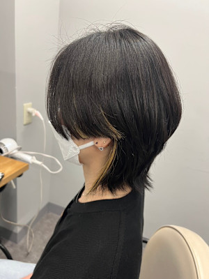 ウルフカット×インナーカラー