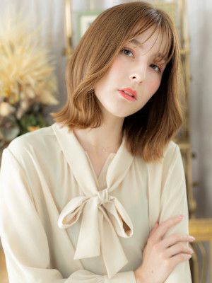 ハイトーンカラーミストバングくびレイヤー　くすみベージュ