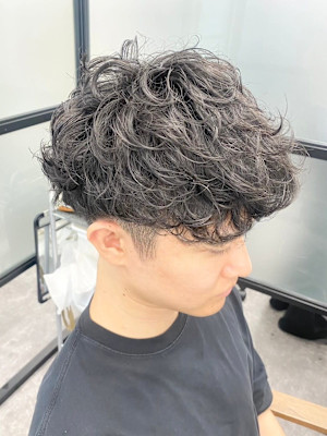 メンズカットハイライトマッシュパーマウルフアッシュブラック
