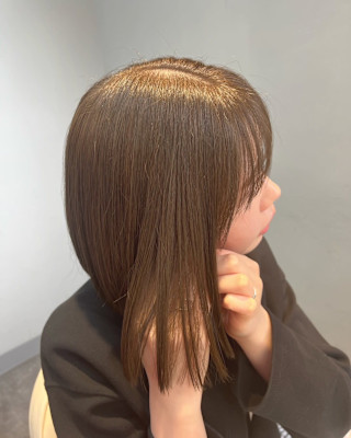 明るすぎない柔らかいカラーオリーブベー