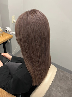 ほんのりカラーが可愛い◎ピンクシルバー