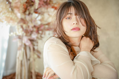 こなれミディ  ウェーブパーマ  ウェットヘア ネビージュ