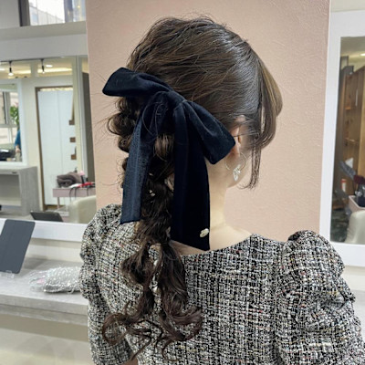 《お呼ばれヘア》特別な日の特別なヘア