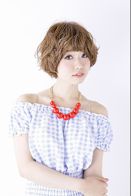 ガーリーショート