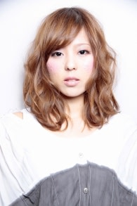 フェミニスボブ