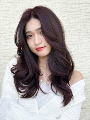 薄めバング外ハネボブくびれヘアワンカール