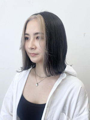 くびレイヤーボブルフネビージュ小顔ワンレンこなれミディ