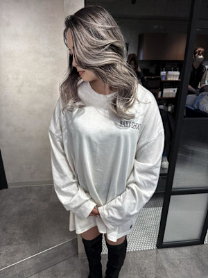 ★プラチナシルバー系エアタッチバレイヤージュ★