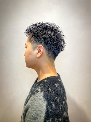 スパイキーショート