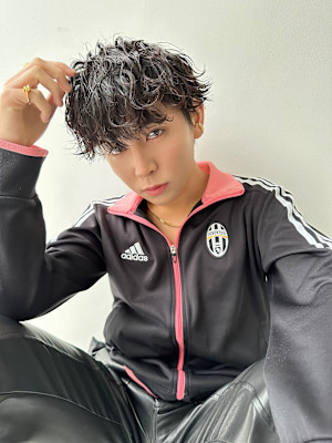 【BUZZbee】波巻きスパイラルメンズパーマ