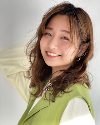 ゆるふわパーマスタイル