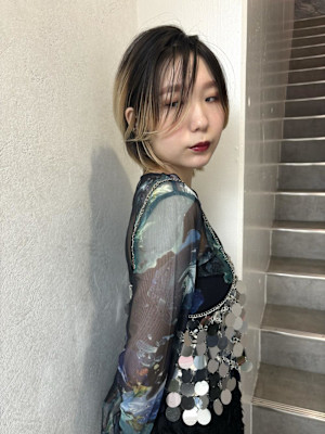 miu&伊藤夏海 顔まわりレイヤーとニュアンスカラー