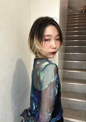 miu&伊藤夏海 顔まわりレイヤーとニュアンスカラー◎