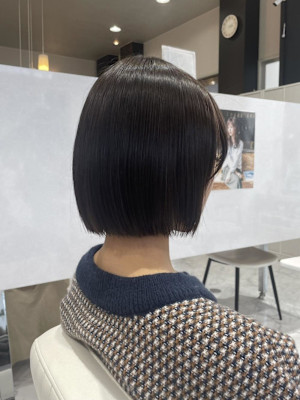 ボブ／タッセルボブ／切りっぱなしボブ／ストレートパーマ