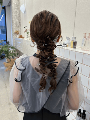 《花屋併設》ツイン編みおろし