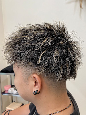 メンズハイライト×ツイストパーマ