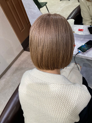 ミルクティーベージュ